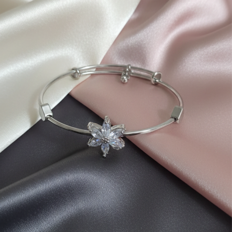 Minimalist Floral Bangle Bracelet Collection white@2x Minimalist Floral Bangle Bracelet Collection white@2x