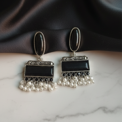 Oxidized Stone Drop Earrings black
