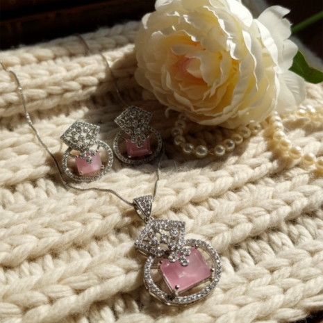 The Regal Amethyst & Diamond-Look Choker Necklace pink The Regal Amethyst & Diamond-Look Choker Necklace pink