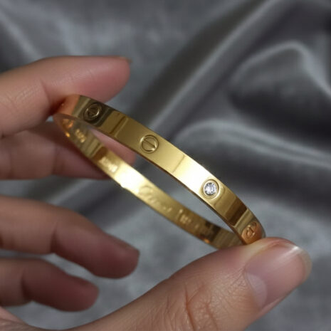Cuff 4 Cuff 4