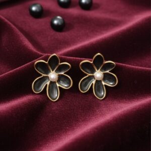 The Midnight & Ivory Primrose