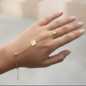 Golden Clover Hand Link